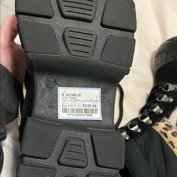 Blueonblue Winter Boots. Never worn! Size 39. - Picture 5 of 7